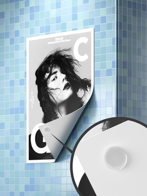 دوباره چسب بزنید و دوباره نقاط نوار چسب را بدون باقیمانده پاک کنید